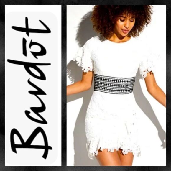 NWT MSRP $149 Bardot Reese Lace A-Line Dress Large - Picture 1 of 11